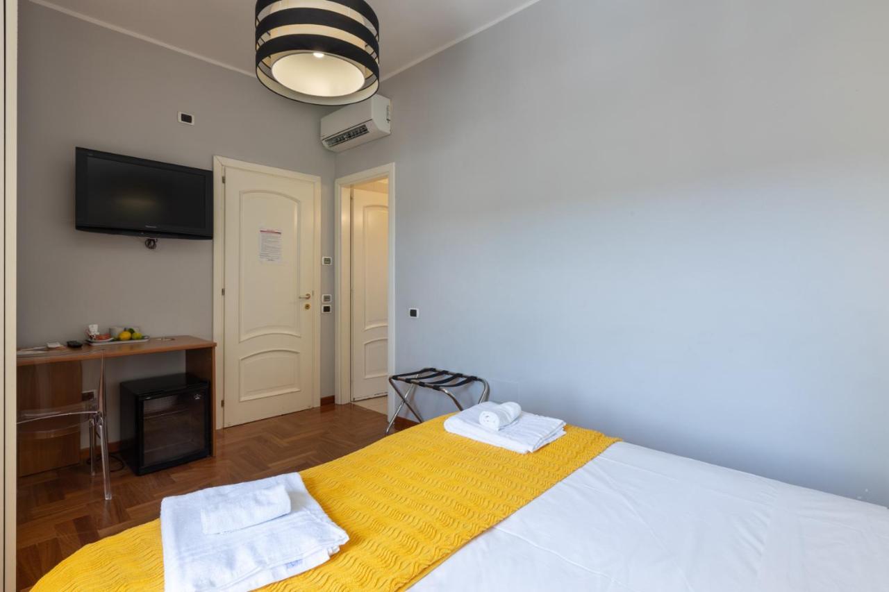 Bed And Breakfast Del Fiore Cagliari Exterior photo